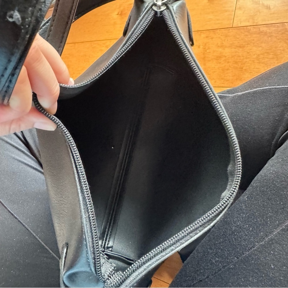 Pixie Mood Black Tote Bag Sleek Structured Design - Picture 6 of 6